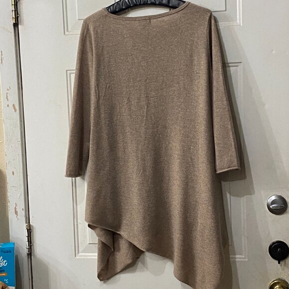 Neiman Marcus Cashmere Sz M Beige Tunic Sweater 3/4 Sleeve Asymmetrical Hem - Picture 7 of 11
